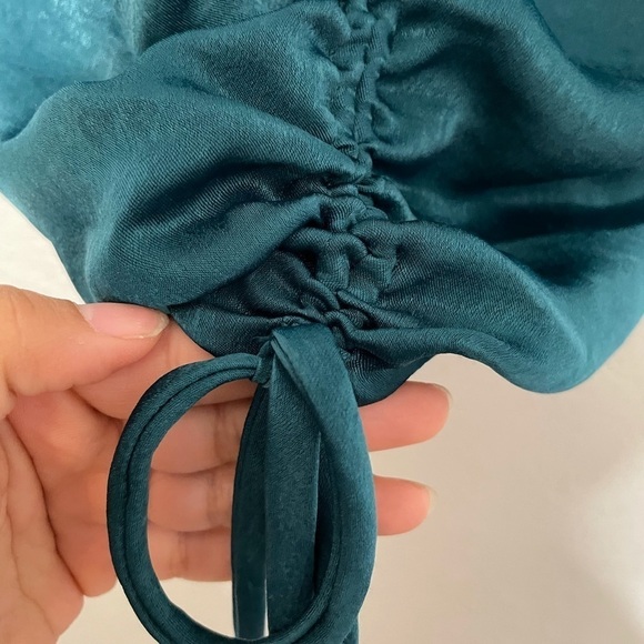 2 For 30$🟡Monteau front ruched tie spaghetti strap crop top - Picture 3 of 5